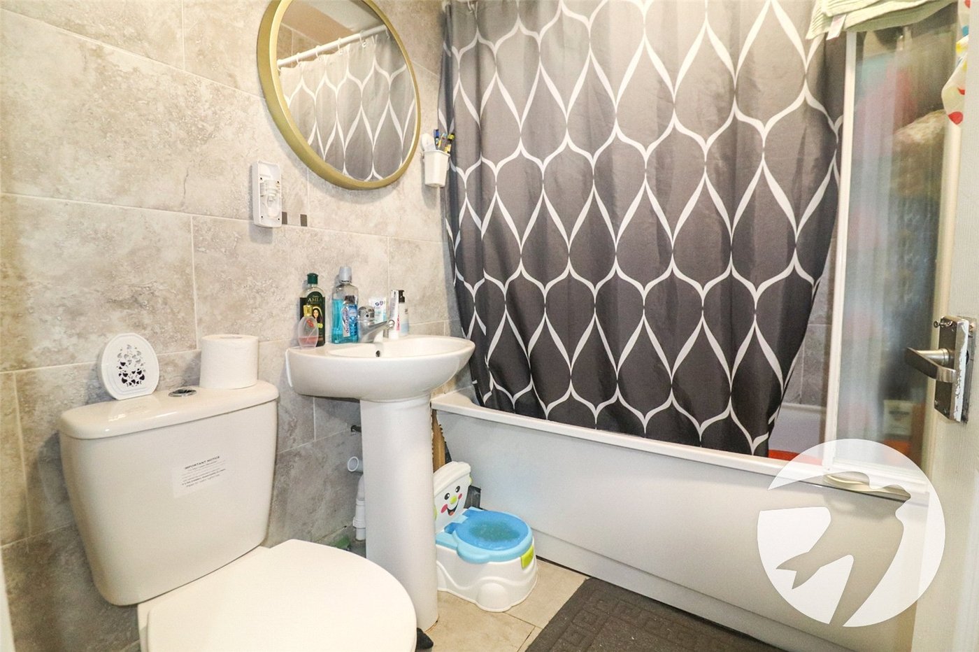 2 bedroom property for sale in Erith | Robinson Jackson