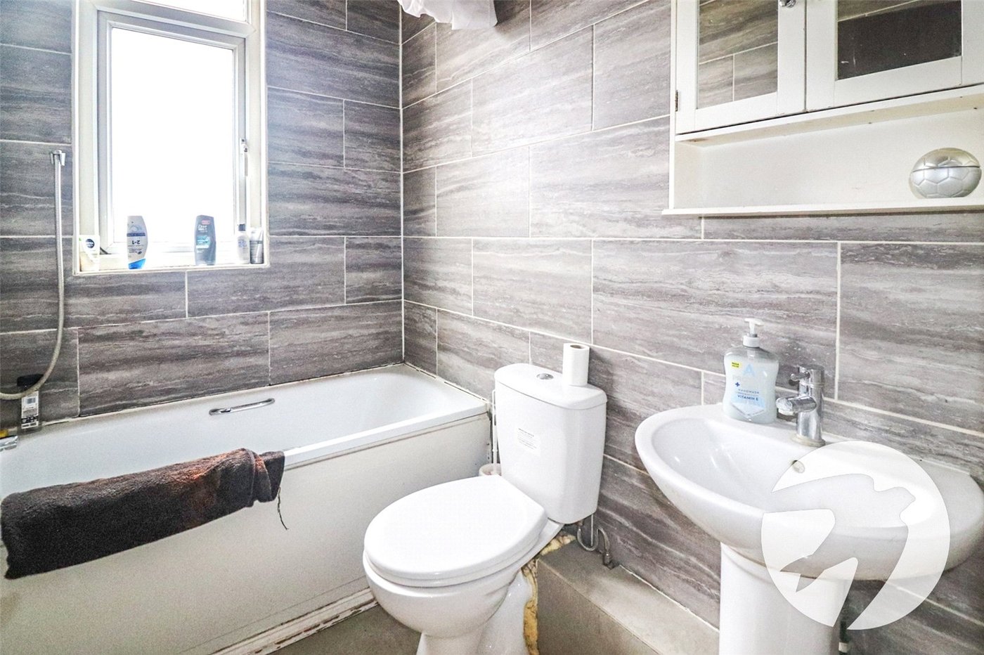 2 bedroom property for sale in Erith | Robinson Jackson