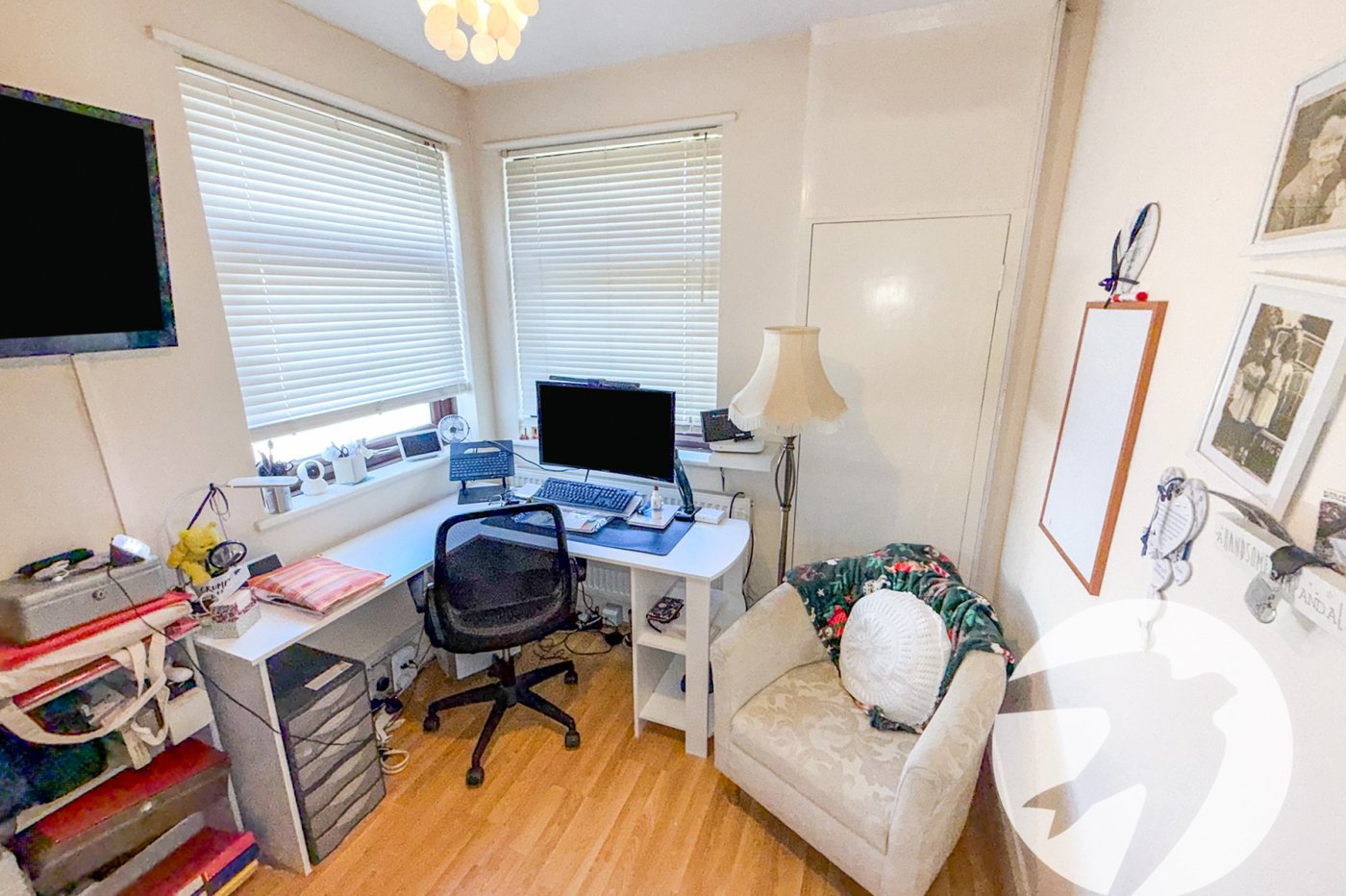 3 bedroom house for sale in London | Robinson Jackson