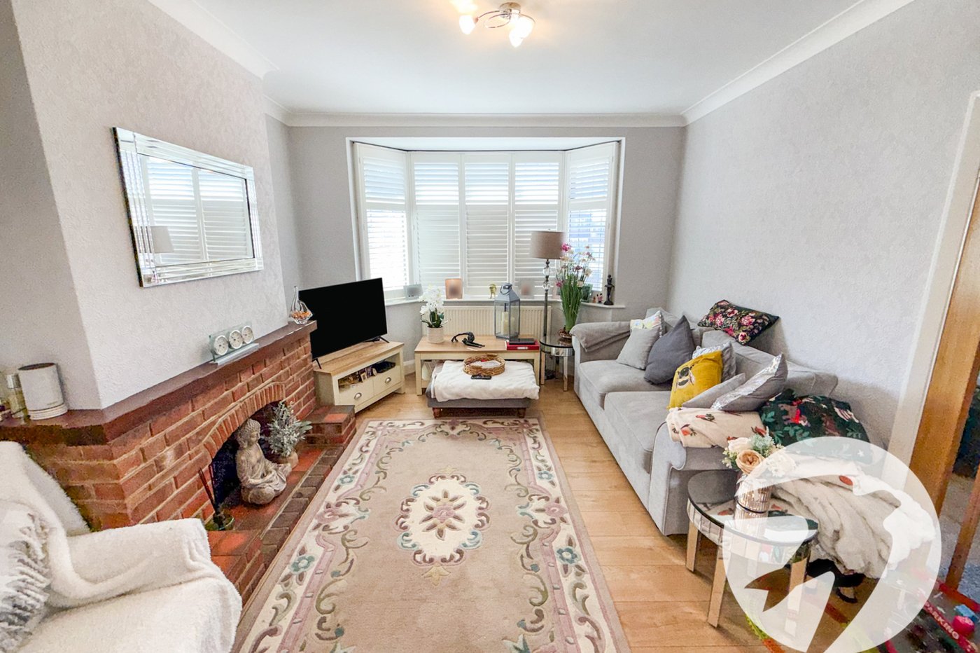 3 bedroom house for sale in London | Robinson Jackson