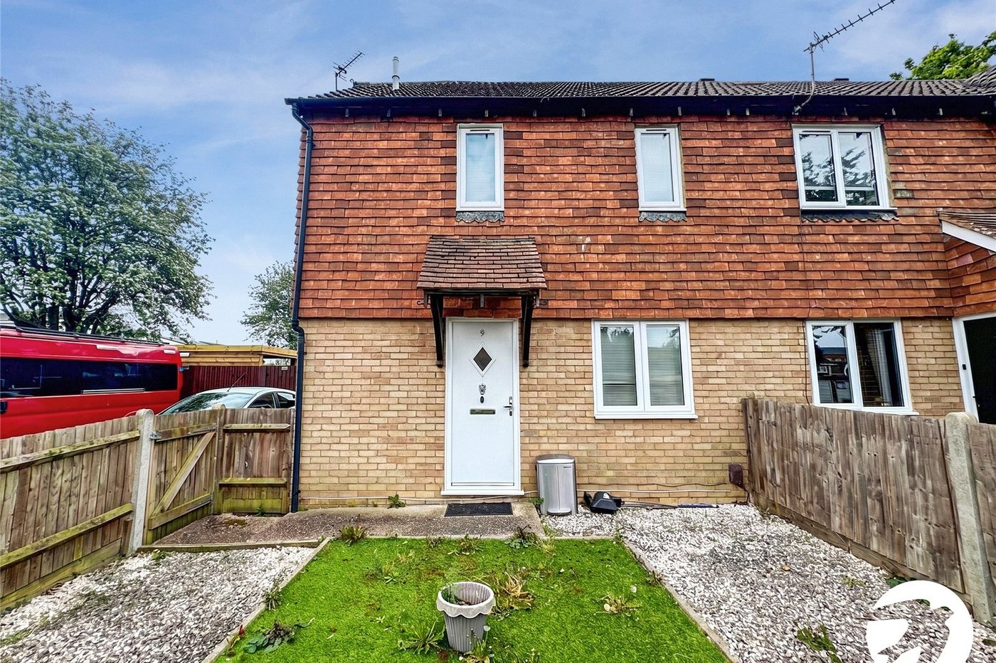 1 bedroom house for sale in Maidstone | Robinson Michael & Jackson