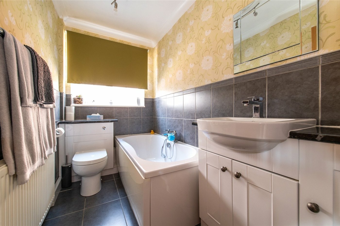 4 bedroom house for sale in Istead Rise | Robinson Michael & Jackson