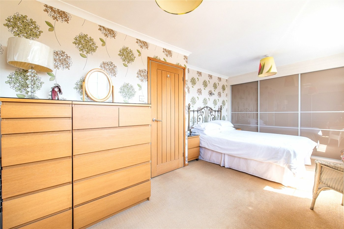 4 bedroom house for sale in Istead Rise | Robinson Michael & Jackson