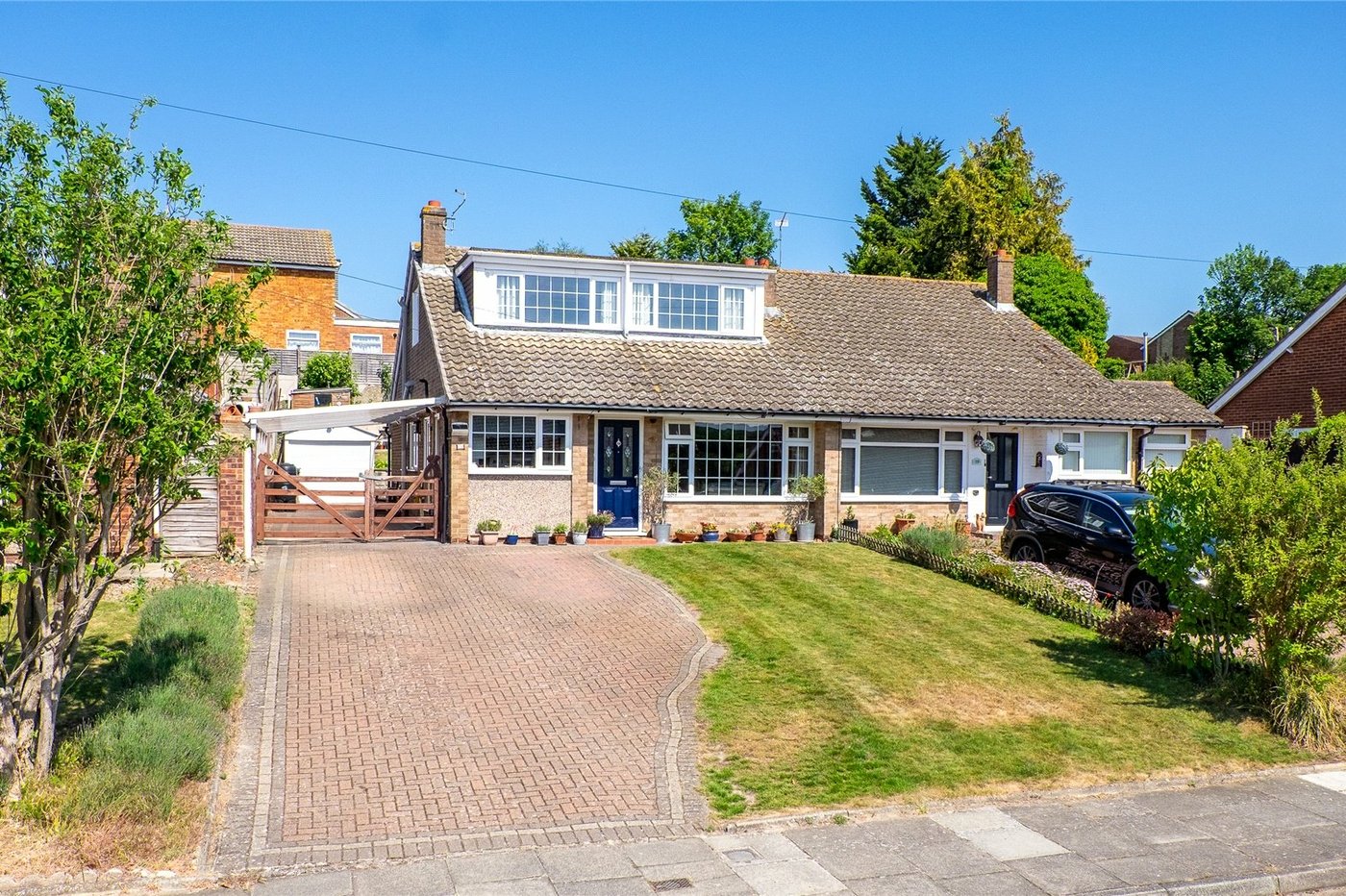 4 bedroom house for sale in Istead Rise | Robinson Michael & Jackson