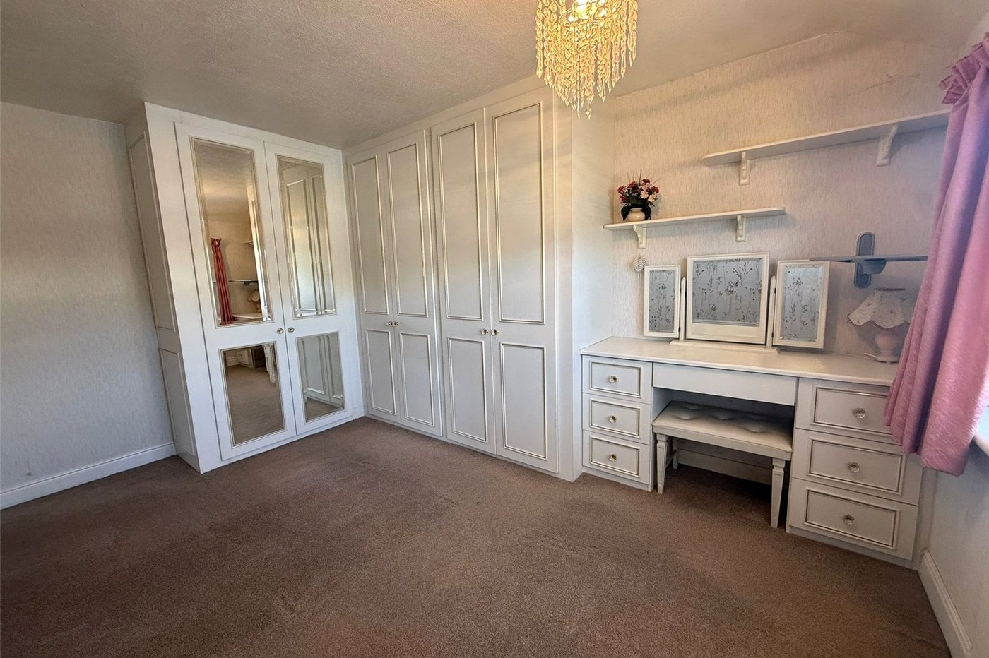 3 bedroom house for sale in Istead Rise | Robinson Michael & Jackson