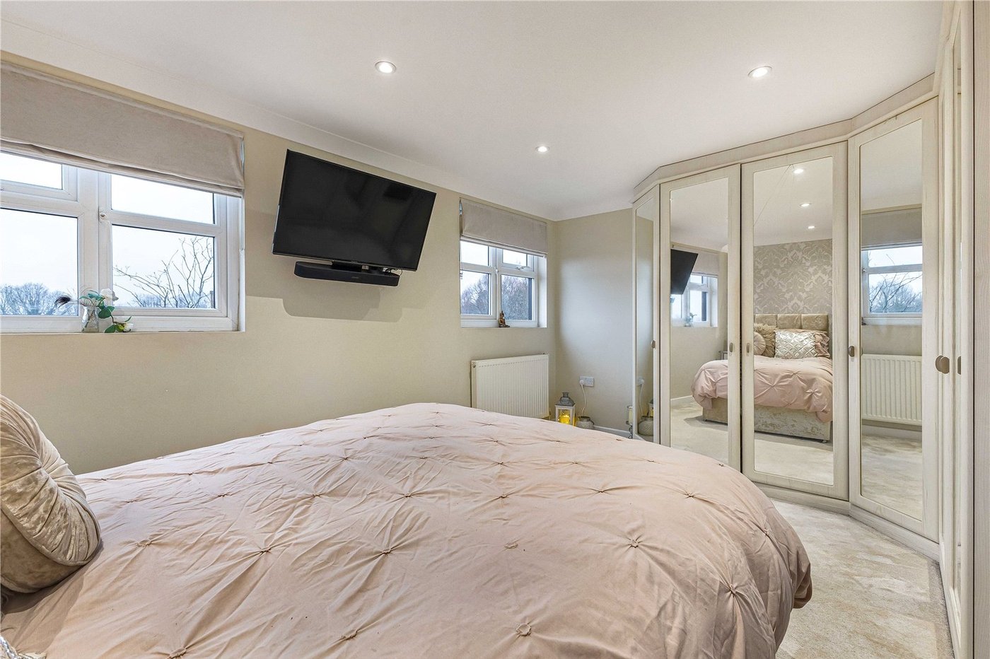 5 bedroom house for sale in Weavering | Robinson Michael & Jackson