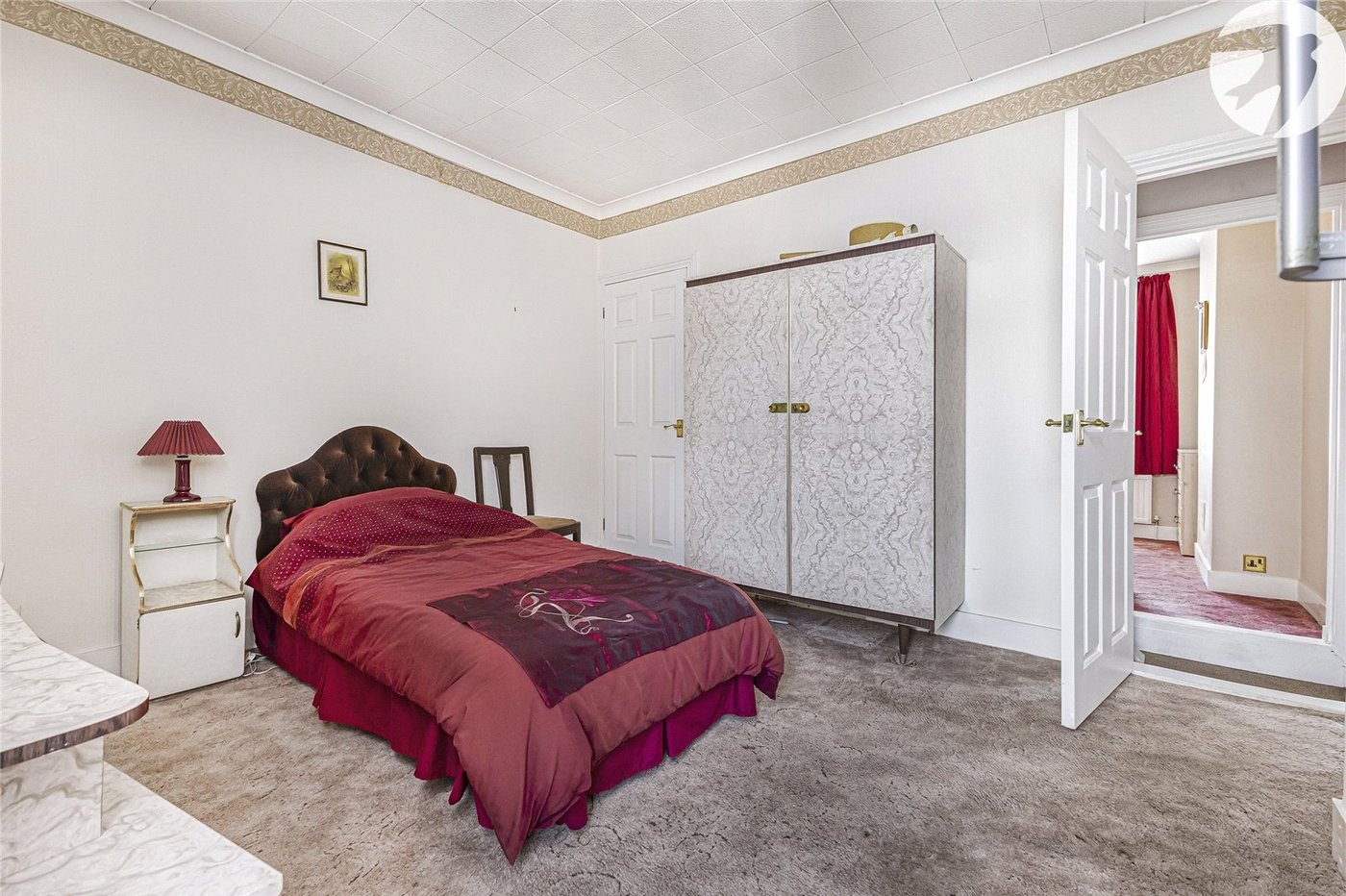 2 bedroom house for sale in Rochester | Robinson Michael & Jackson