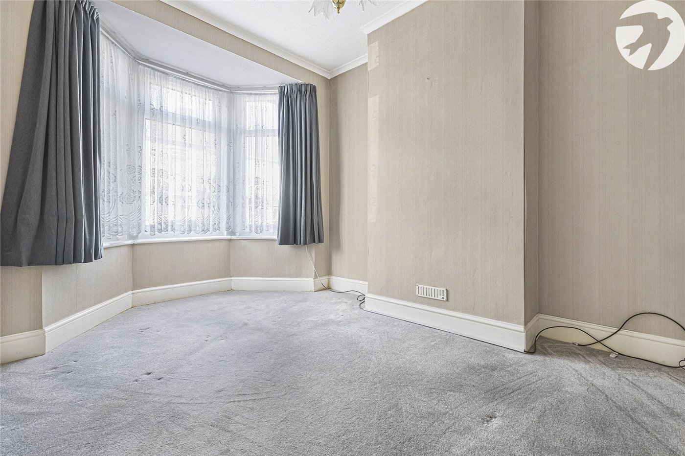 2 bedroom house for sale in Rochester | Robinson Michael & Jackson