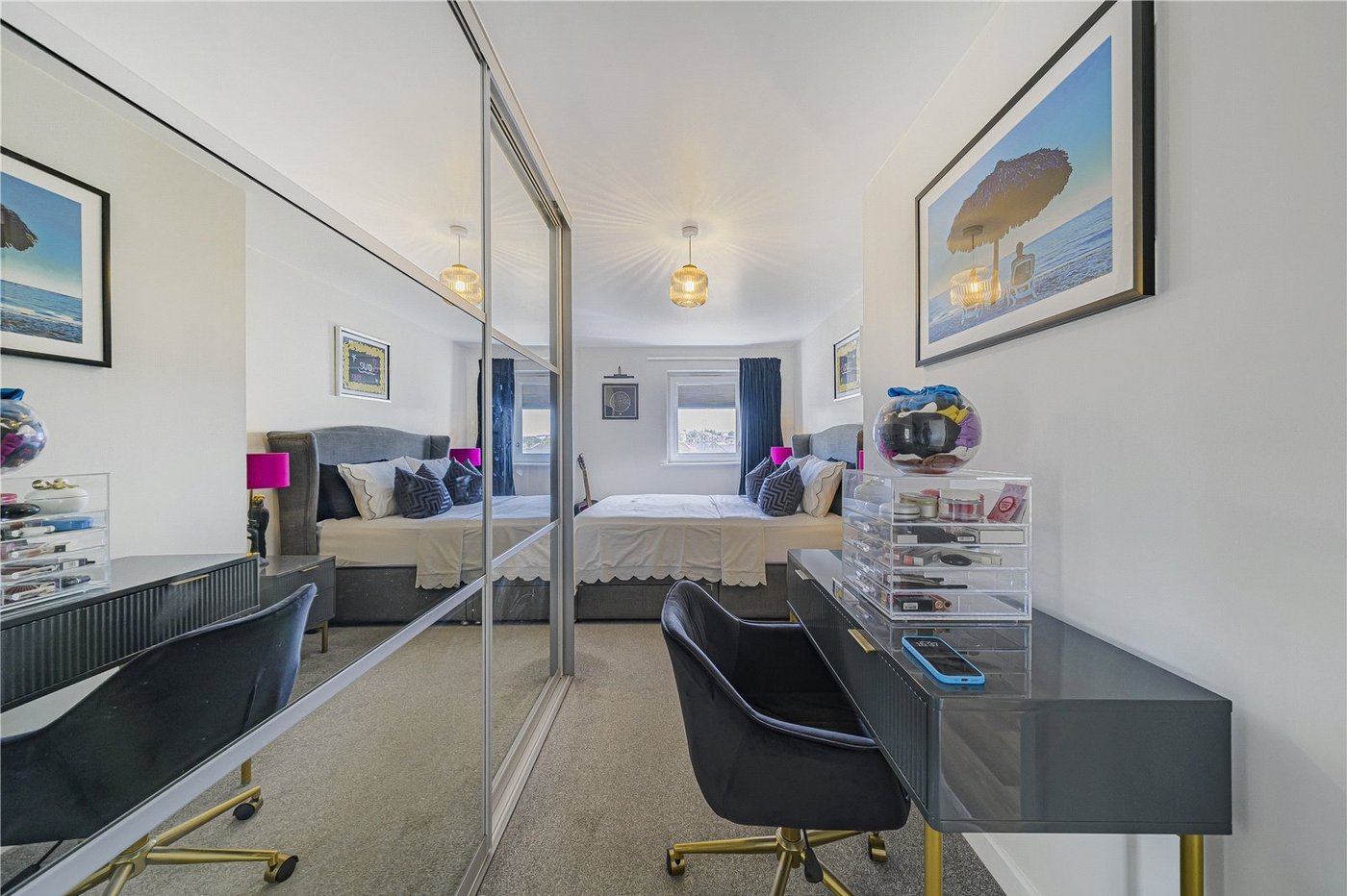 2 bedroom property for sale in Dartford | Robinson Jackson