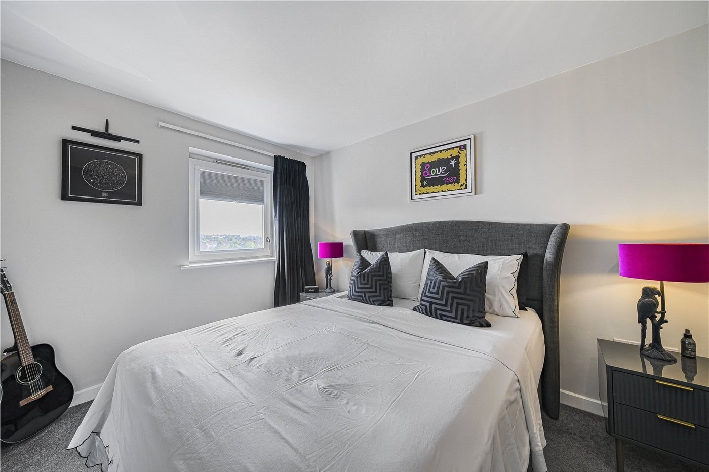 2 bedroom property for sale in Dartford | Robinson Jackson