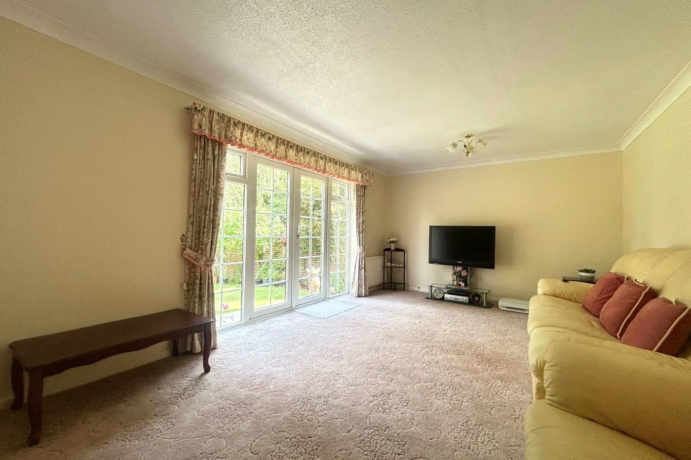 4 bedroom house for sale in Lordswood | Robinson Michael & Jackson