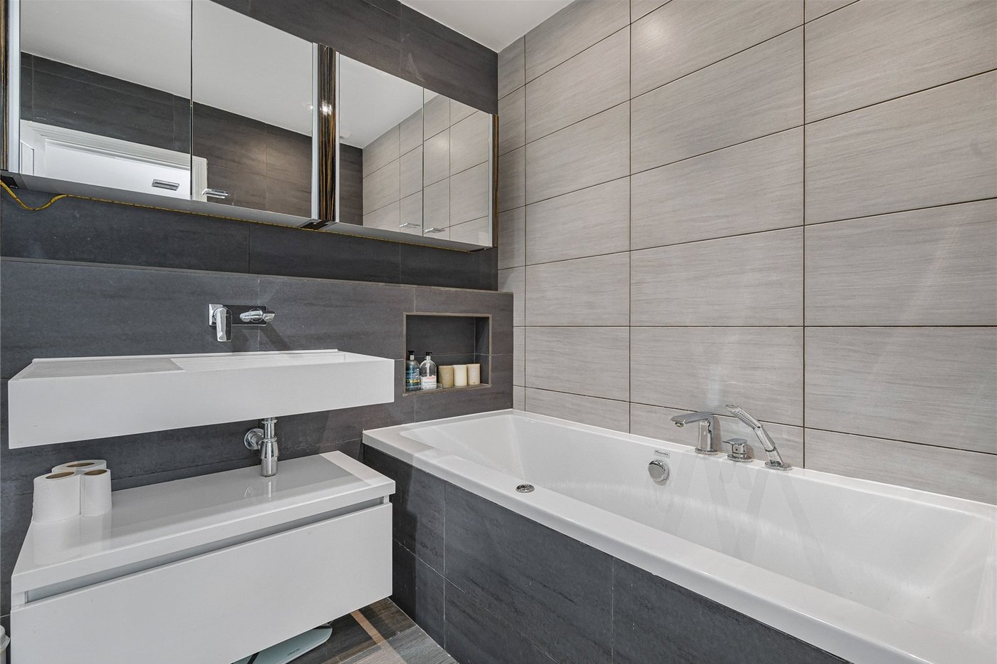 3 bedroom house for sale in Welling | Robinson Jackson