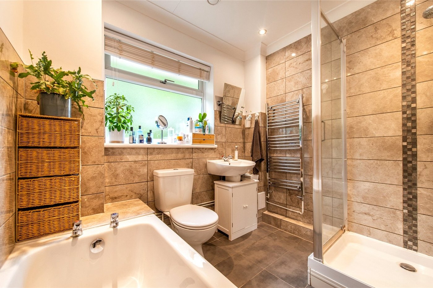 2 bedroom property for sale in Maidstone | Robinson Michael & Jackson