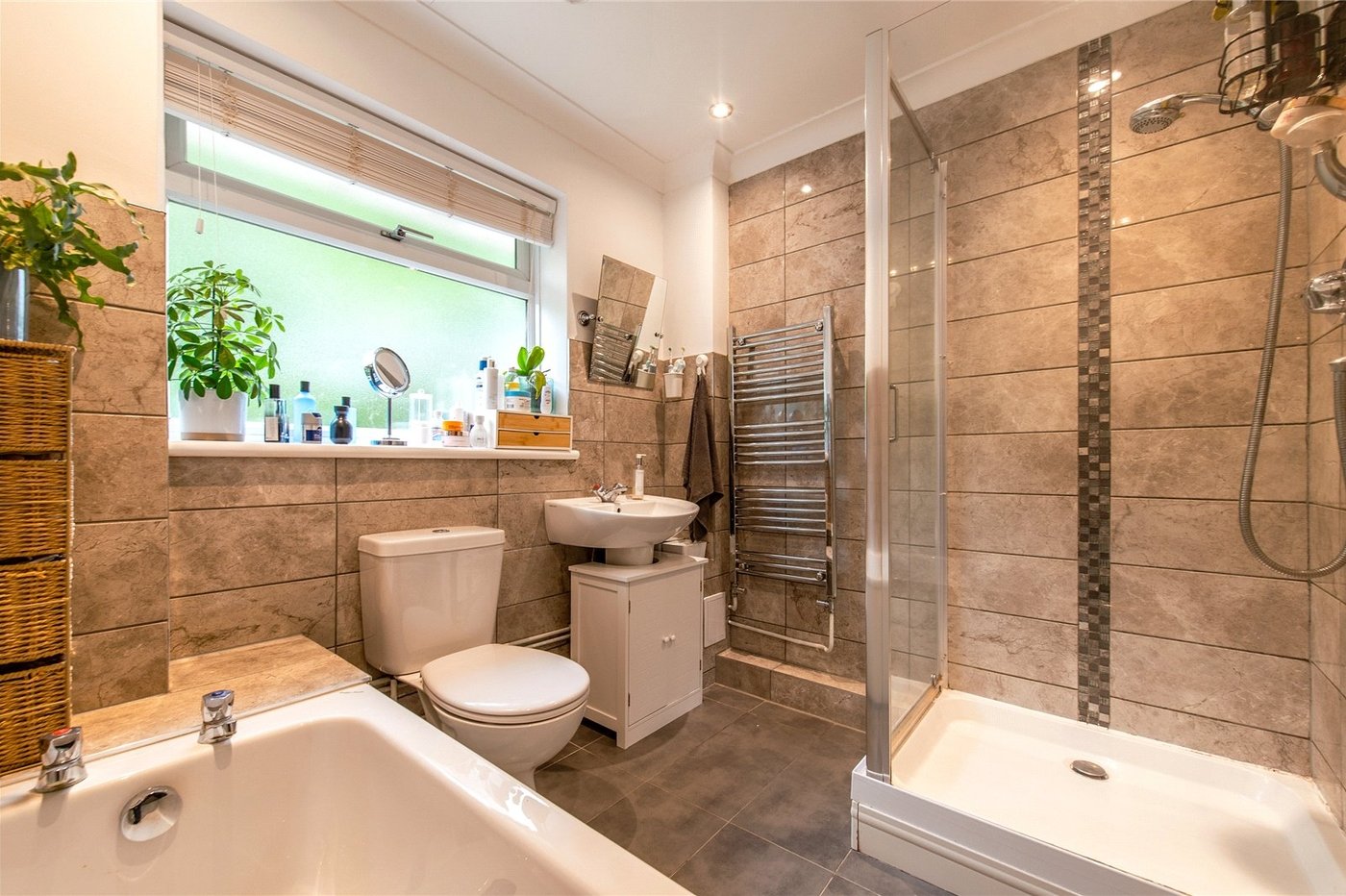 2 bedroom property for sale in Maidstone | Robinson Michael & Jackson