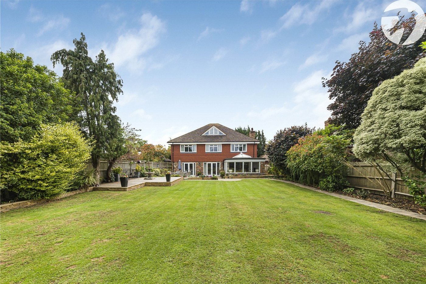 5 bedroom house for sale in Dartford | Robinson Jackson