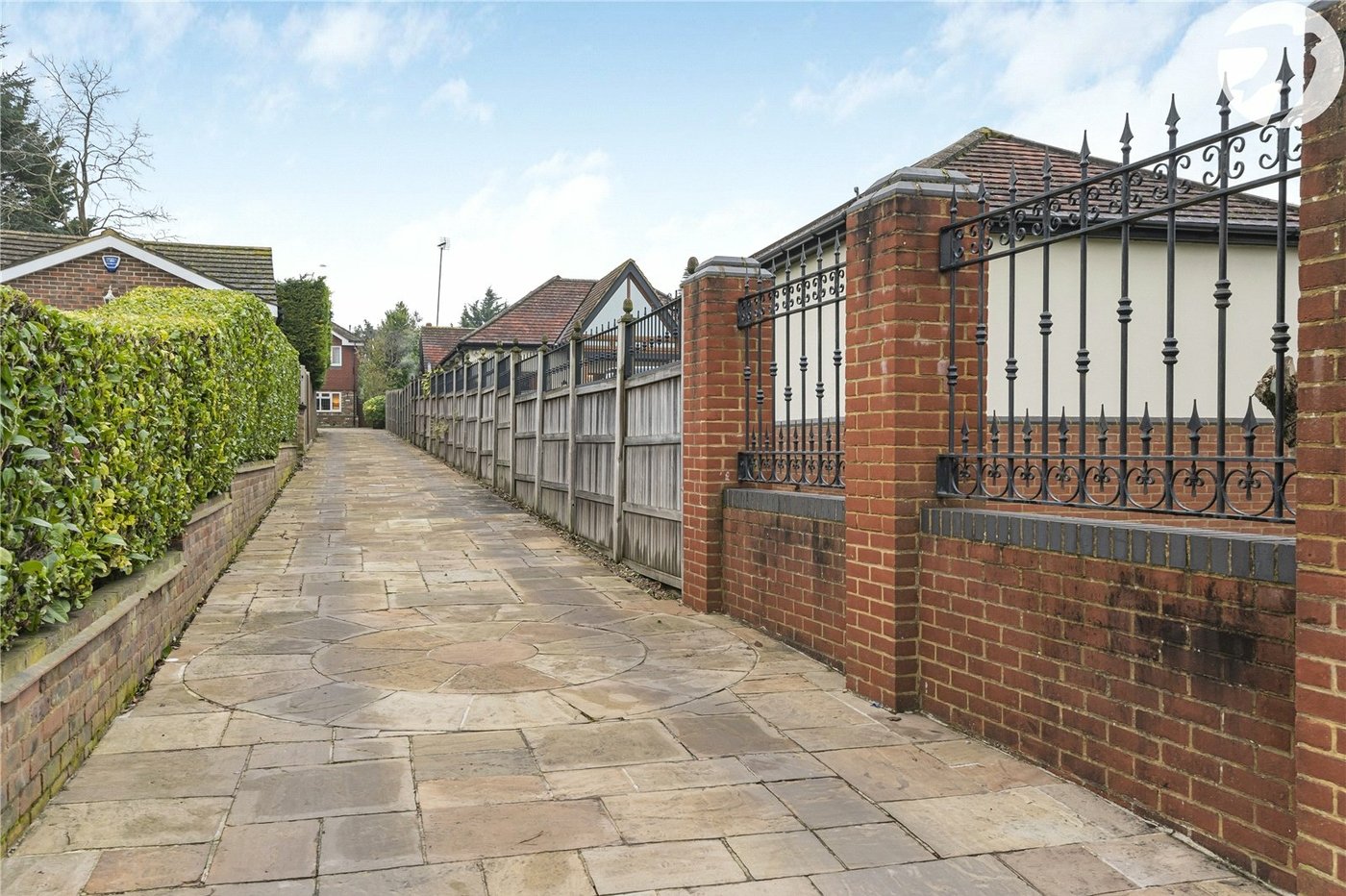 5 bedroom house for sale in Dartford | Robinson Jackson