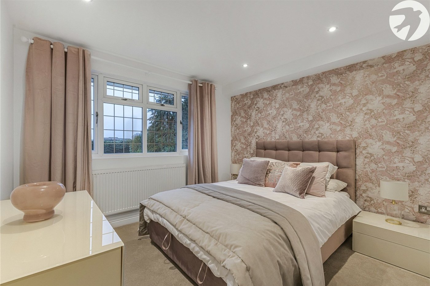 5 bedroom house for sale in Dartford | Robinson Jackson