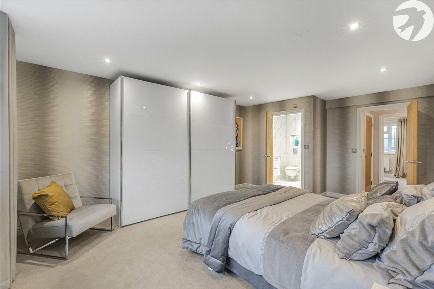 5 bedroom house for sale in Dartford | Robinson Jackson