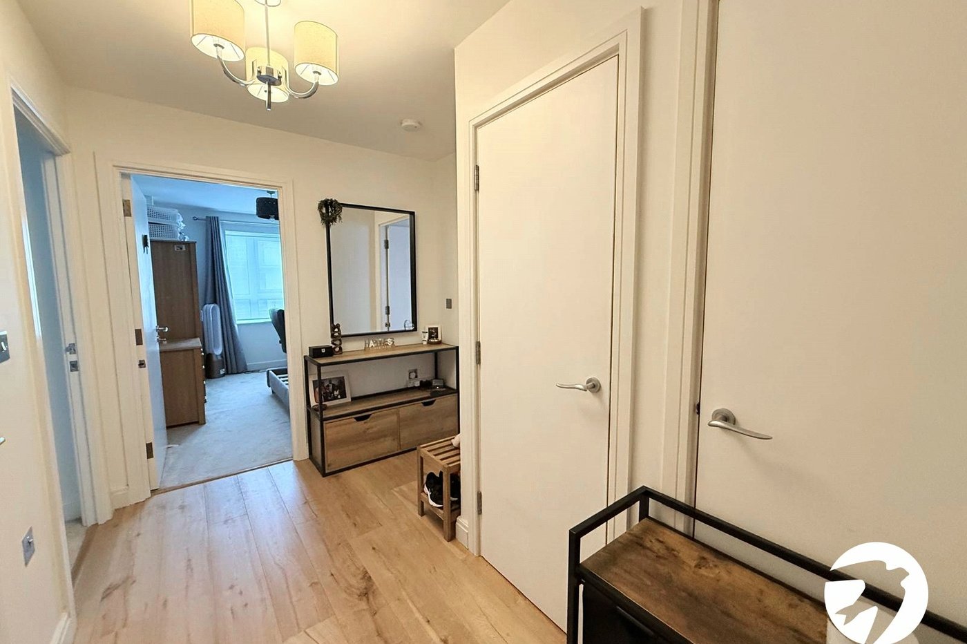 2 bedroom property for sale in London | Robinson Jackson