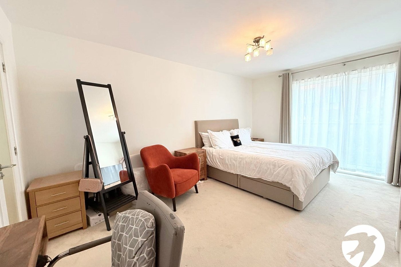2 bedroom property for sale in London | Robinson Jackson