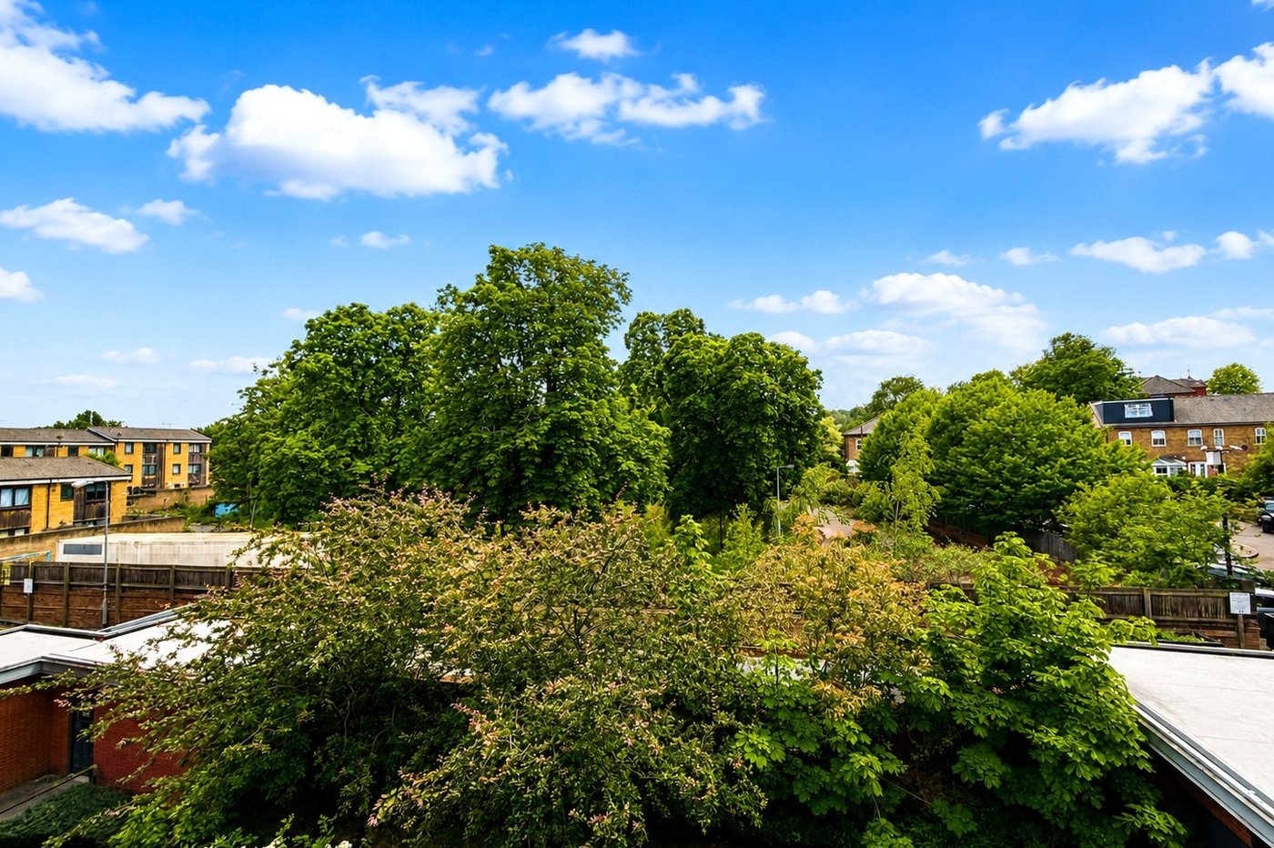 1 bedroom property for sale in London | Robinson Jackson