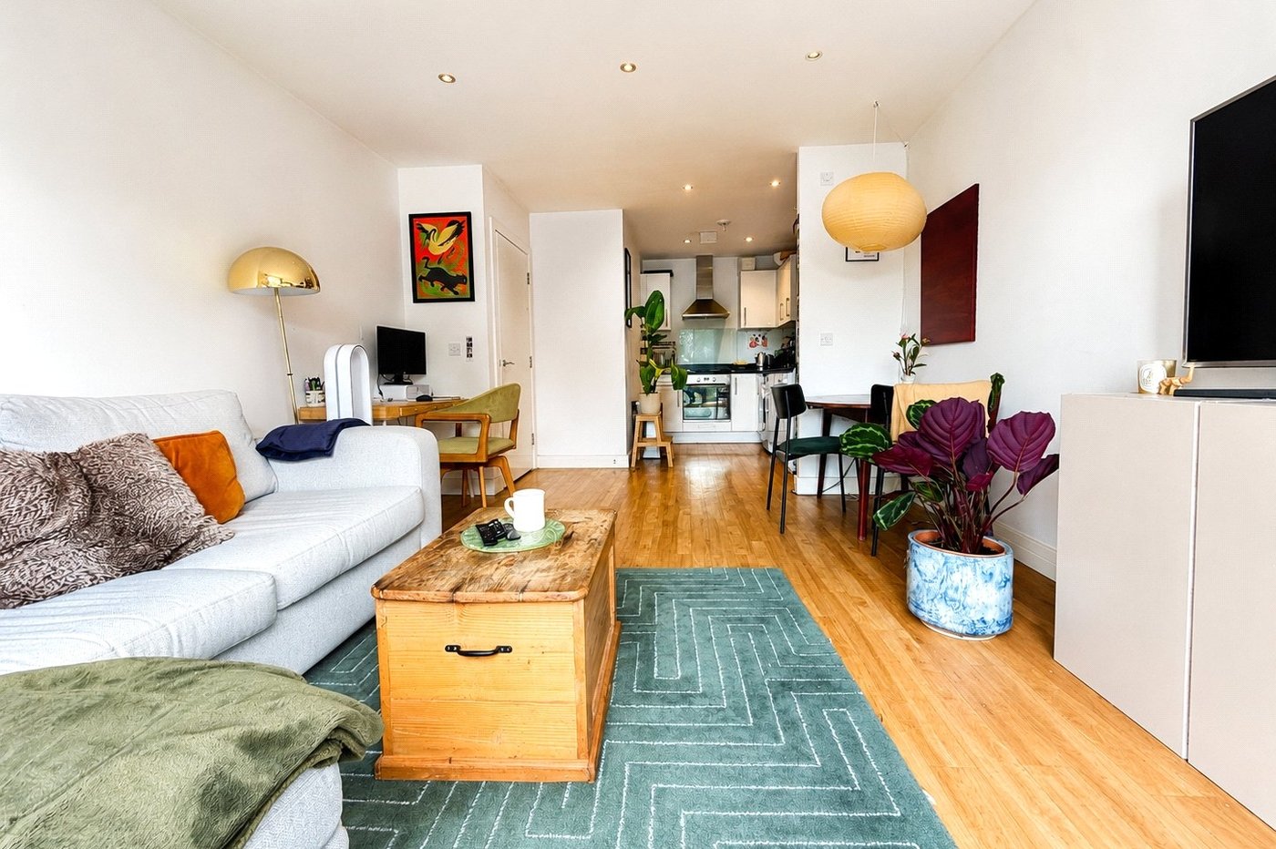 1 bedroom property for sale in London | Robinson Jackson