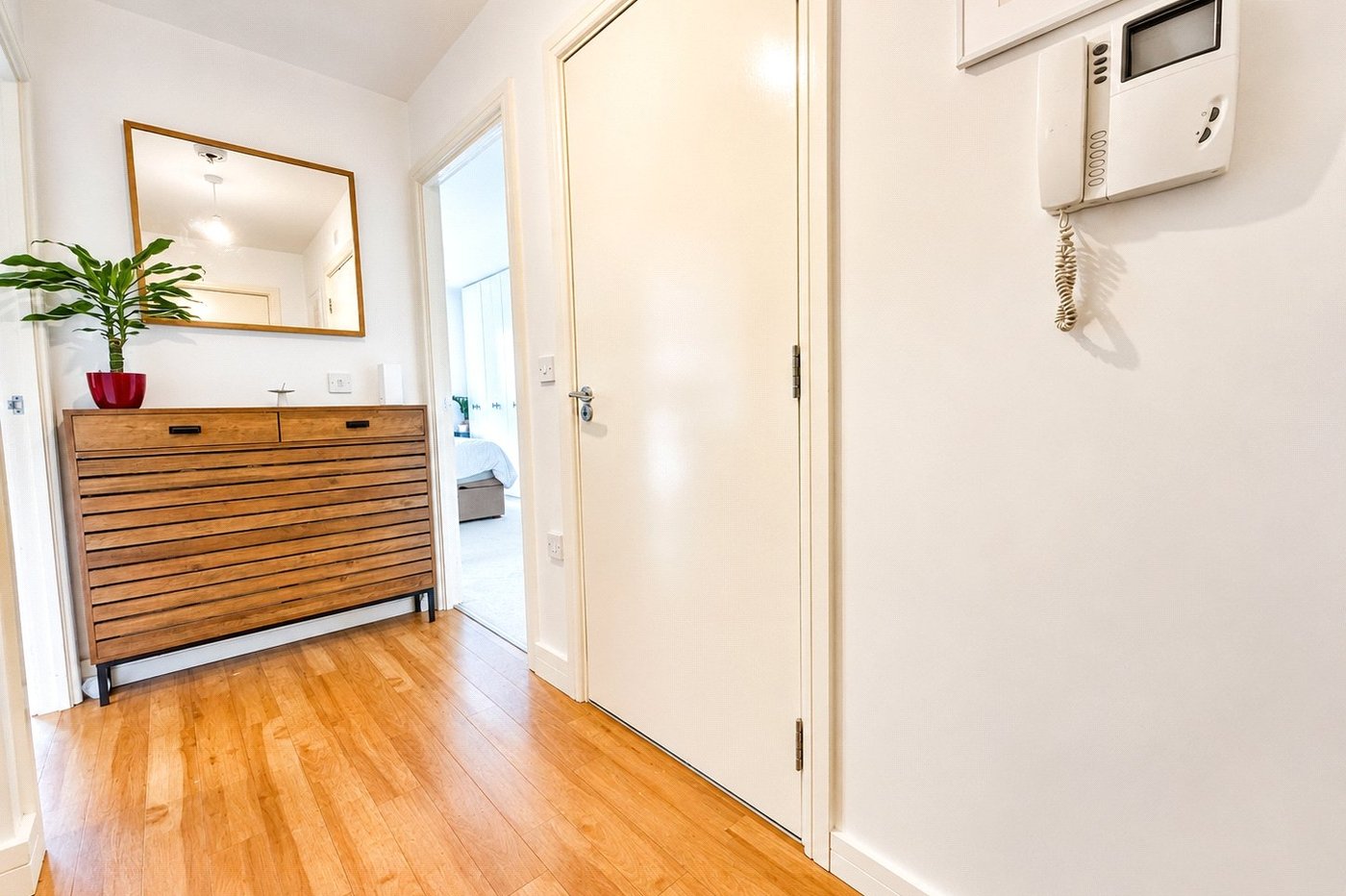 1 bedroom property for sale in London | Robinson Jackson