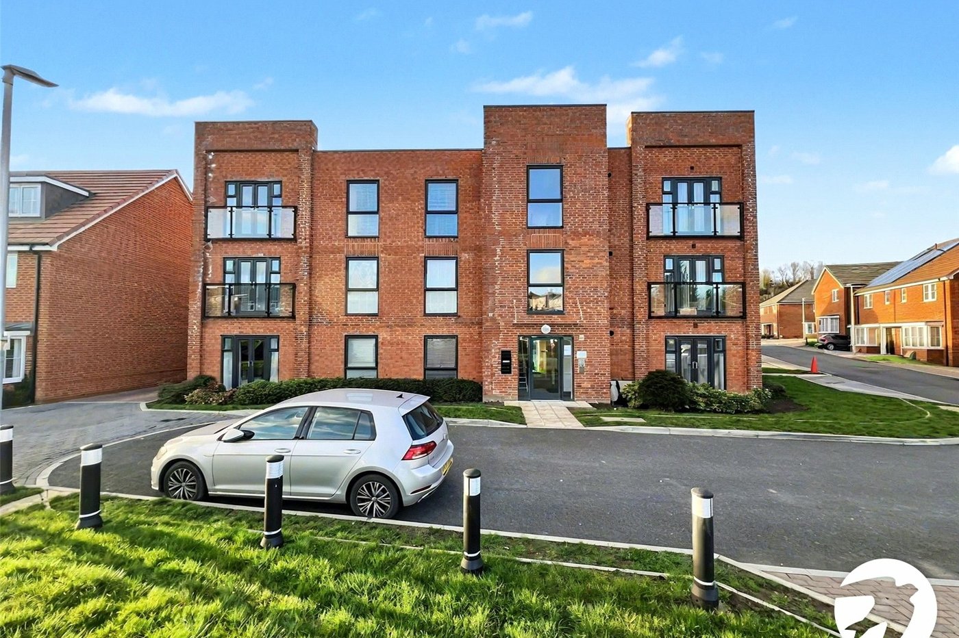 2 bedroom property for sale in Chatham | Robinson Michael & Jackson