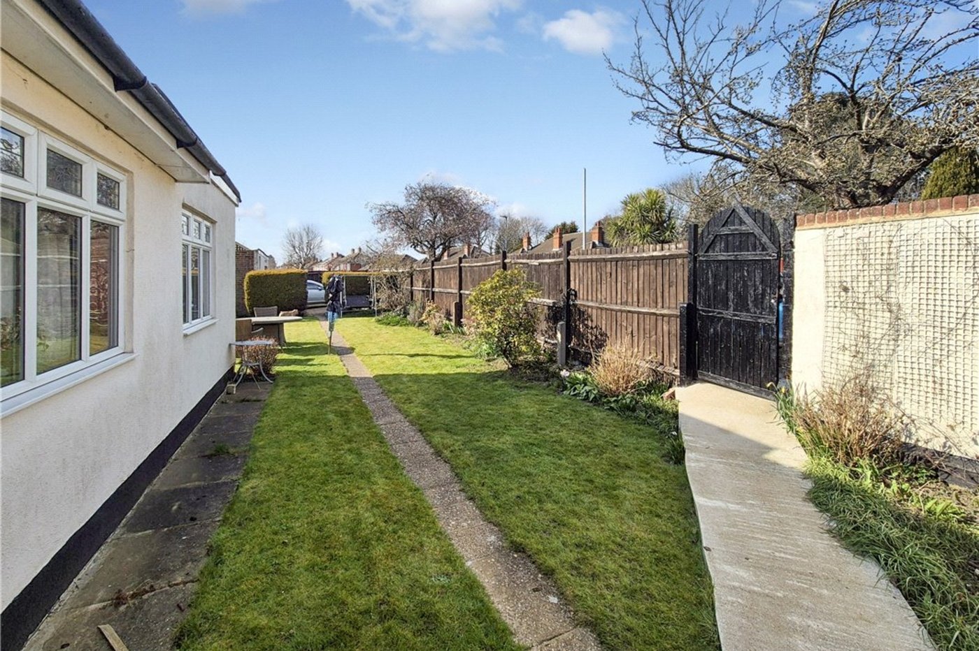 3 bedroom bungalow for sale in Bromley | Robinson Jackson