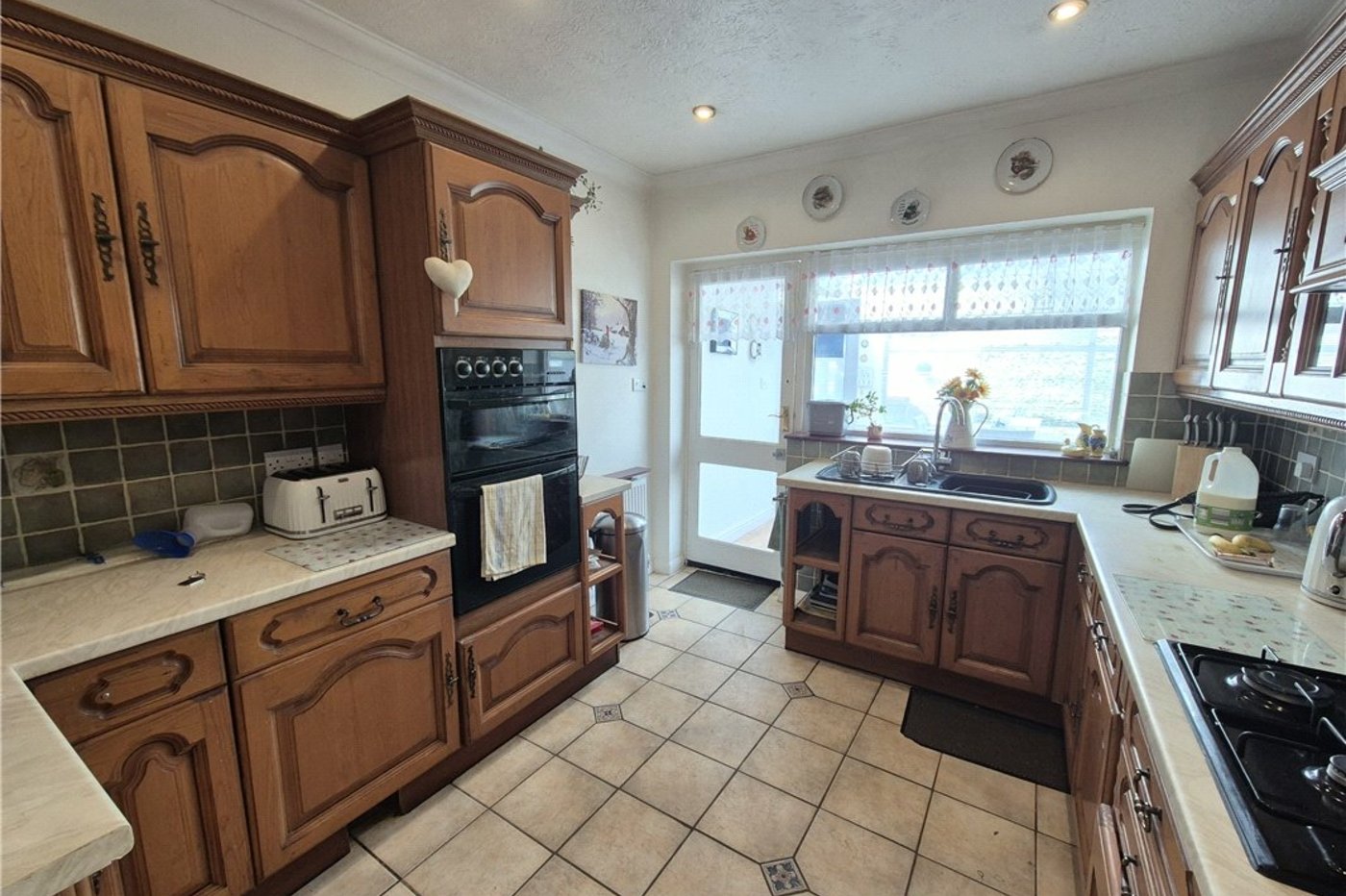 3 bedroom bungalow for sale in Bromley | Robinson Jackson