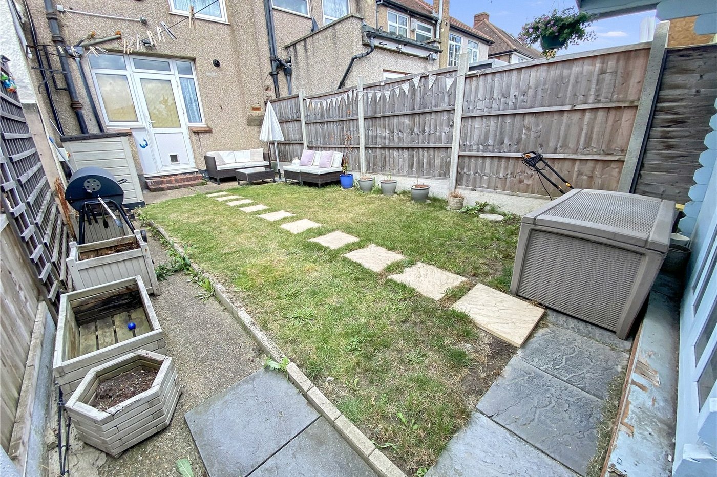 2 bedroom house for sale in Sidcup | Robinson Jackson