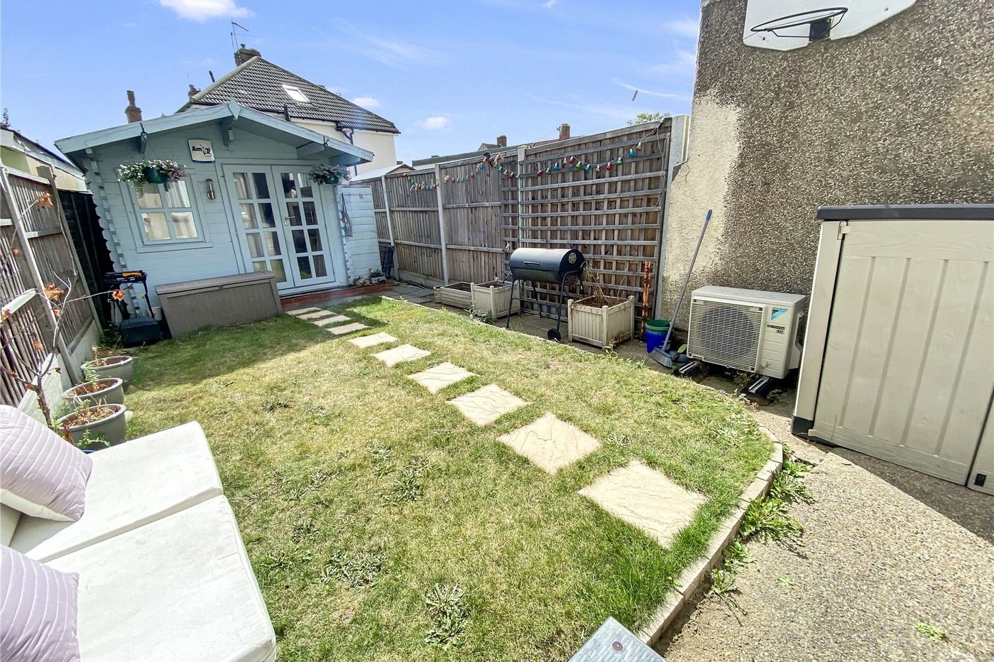 2 bedroom house for sale in Sidcup | Robinson Jackson