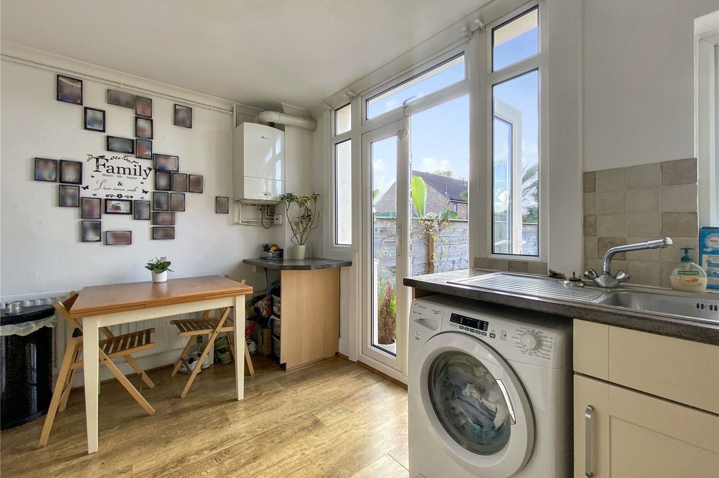 2 bedroom house for sale in Sidcup | Robinson Jackson