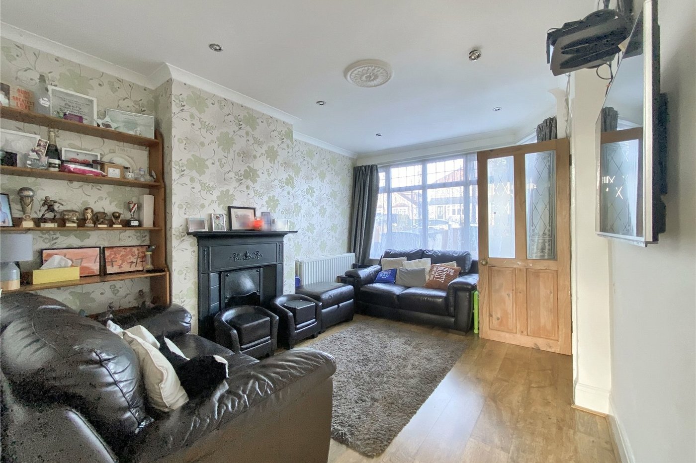 2 bedroom house for sale in Sidcup | Robinson Jackson