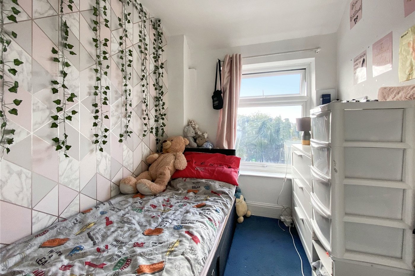 2 bedroom house for sale in Sidcup | Robinson Jackson