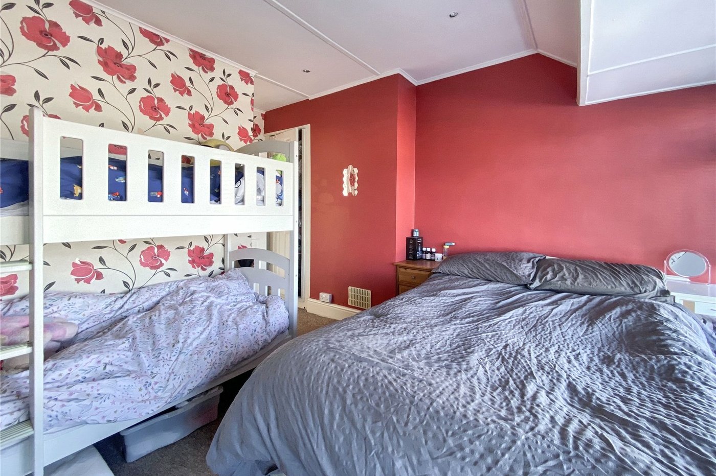 2 bedroom house for sale in Sidcup | Robinson Jackson