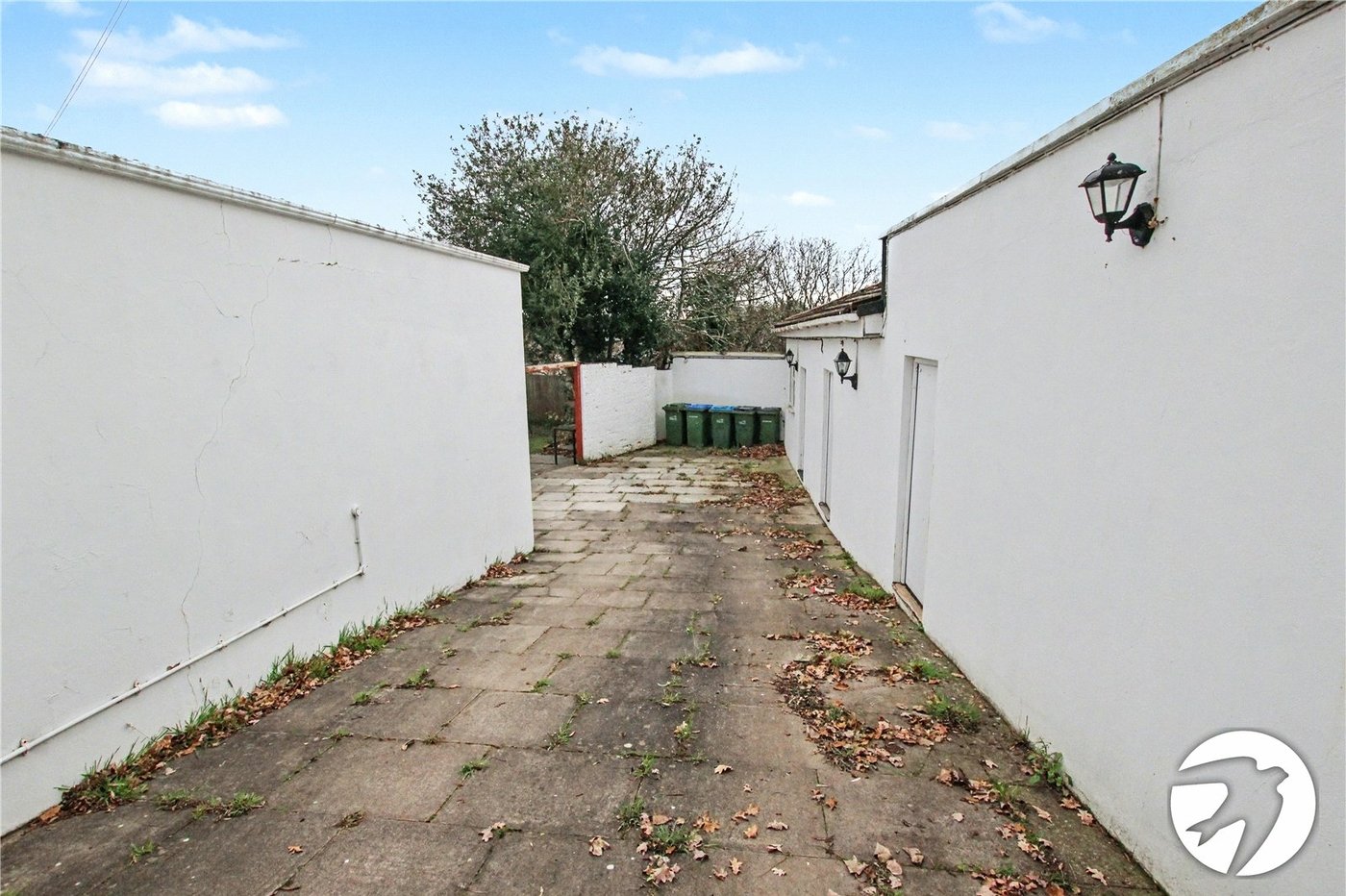 5 bedroom house for sale in Plumstead Common | Robinson Jackson