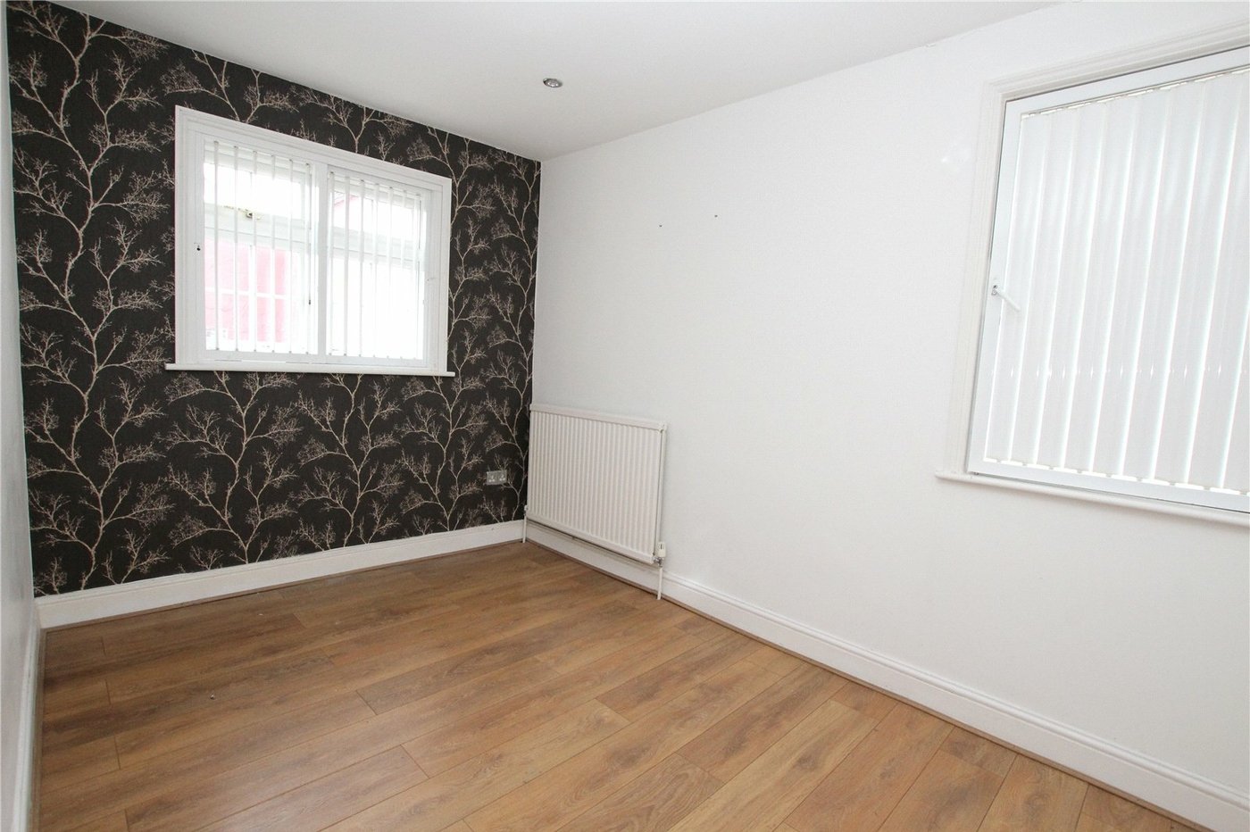 5 bedroom house for sale in Plumstead Common | Robinson Jackson