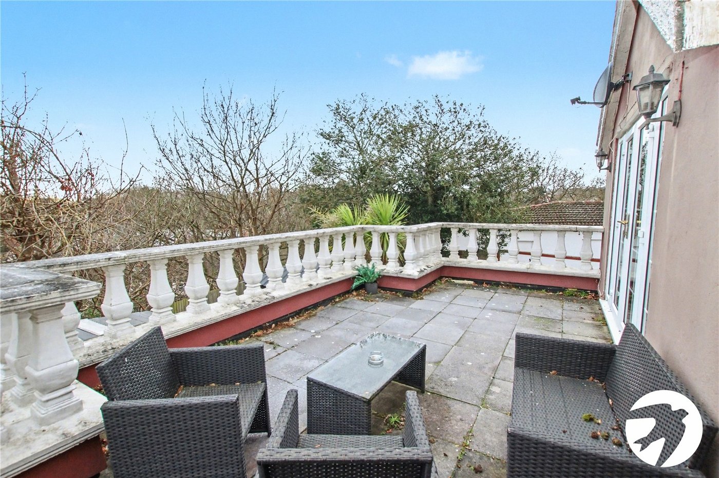 5 bedroom house for sale in Plumstead Common | Robinson Jackson