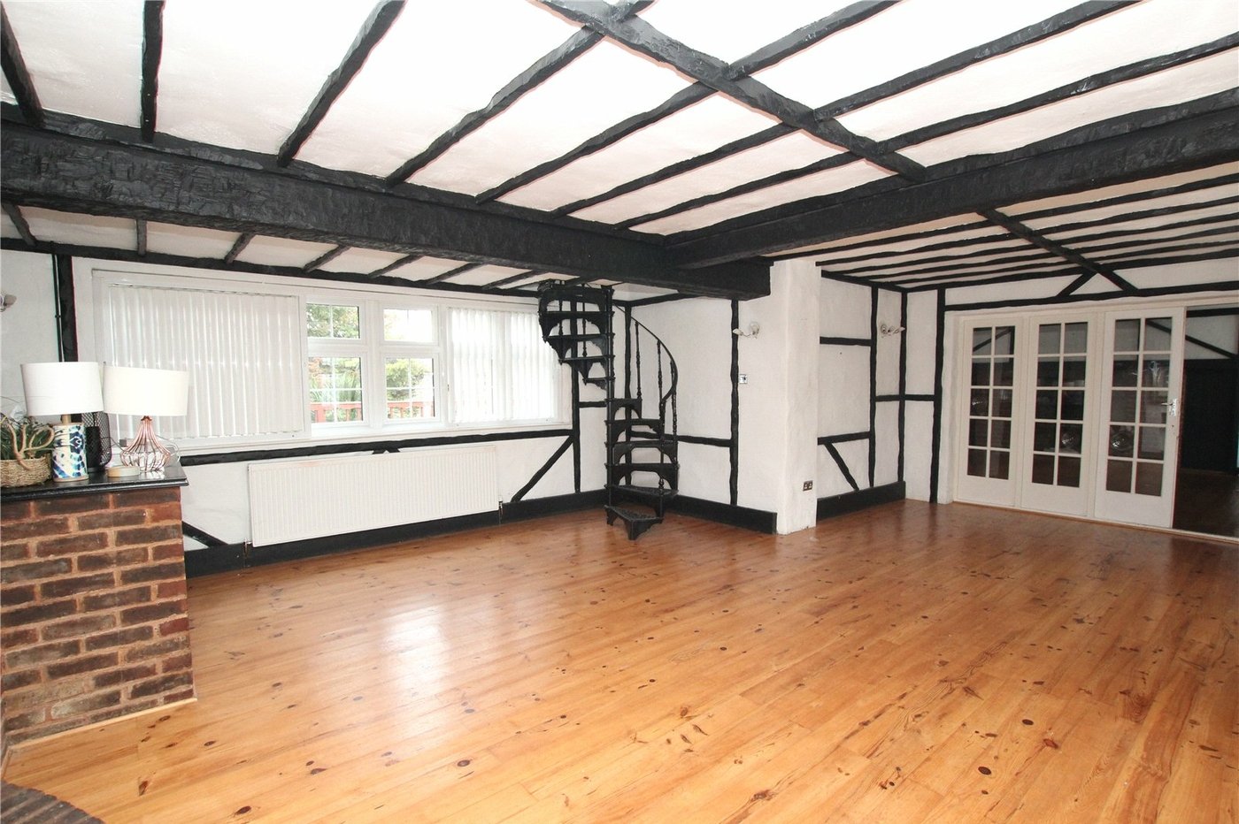 5 bedroom house for sale in Plumstead Common | Robinson Jackson