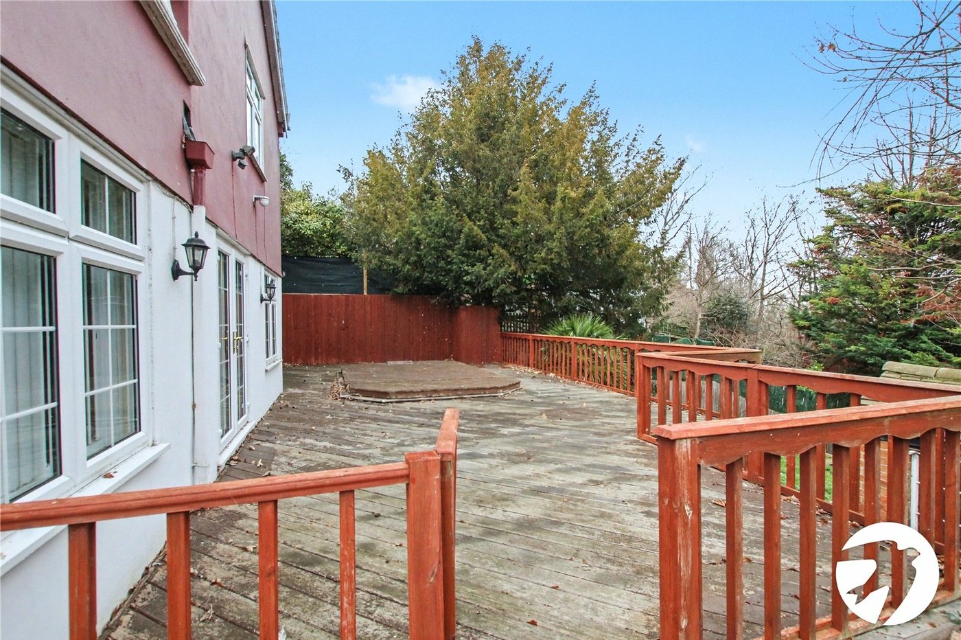 5 bedroom house for sale in Plumstead Common | Robinson Jackson
