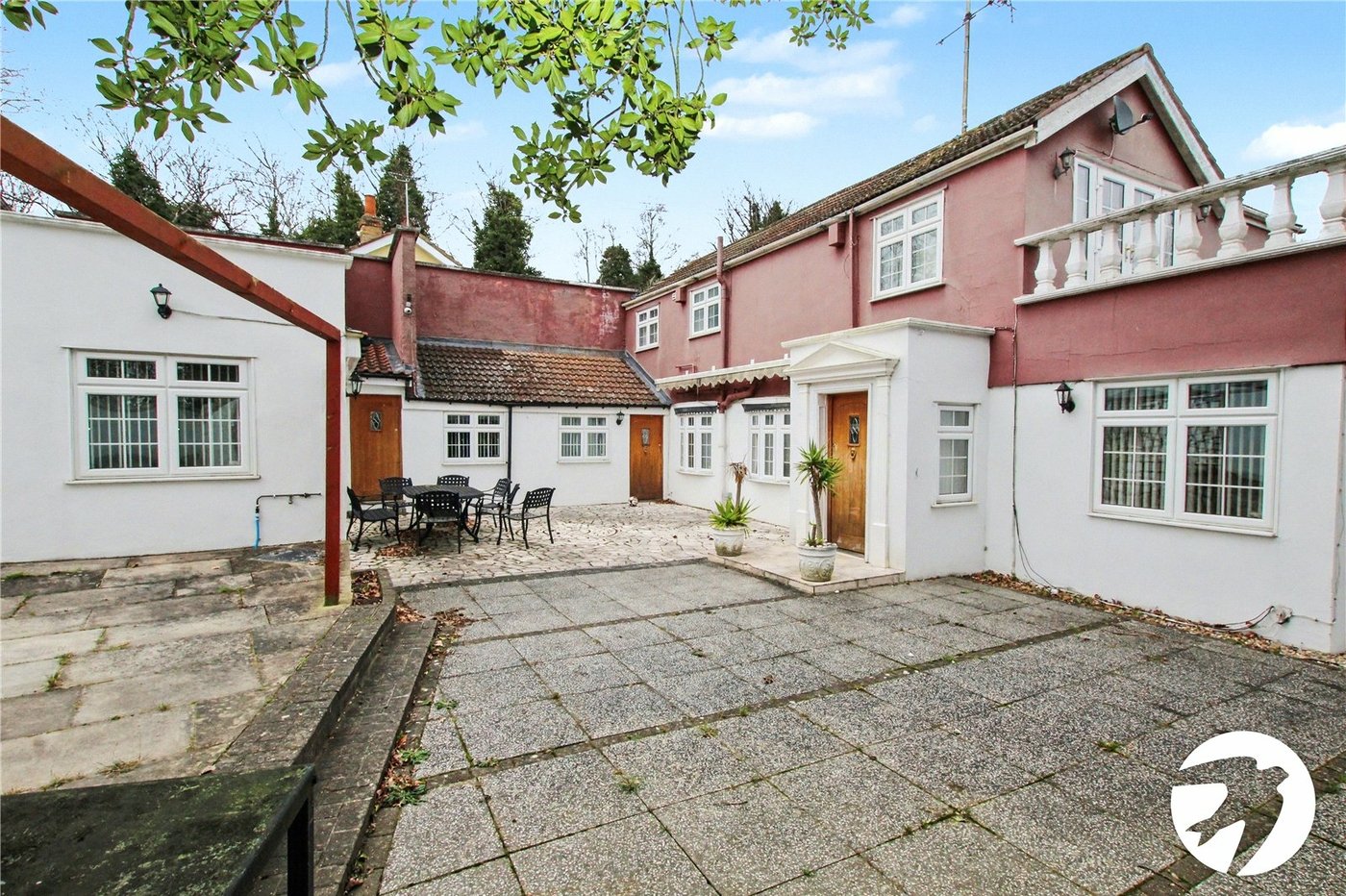 5 bedroom house for sale in Plumstead Common | Robinson Jackson