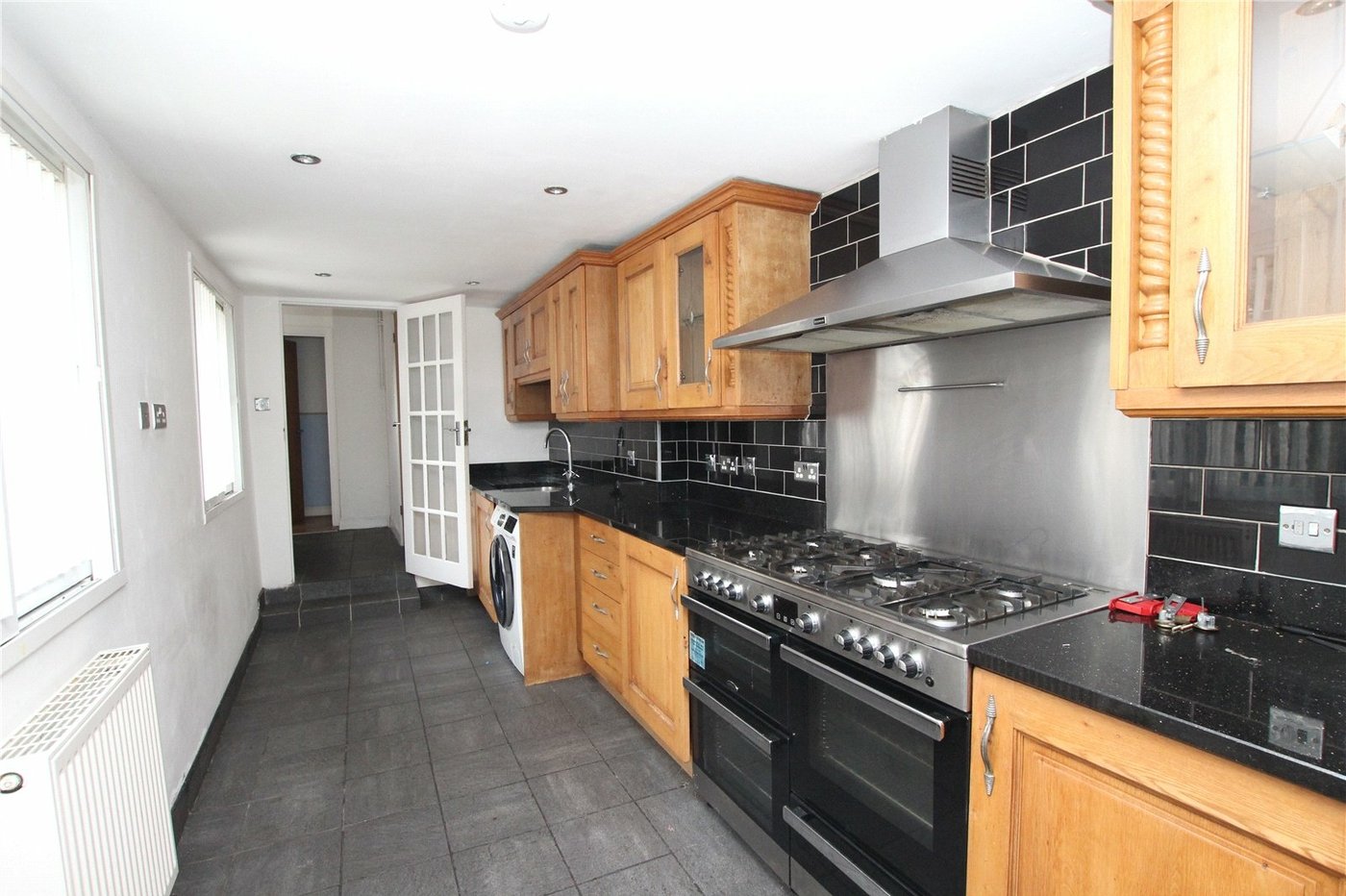 5 bedroom house for sale in Plumstead Common | Robinson Jackson