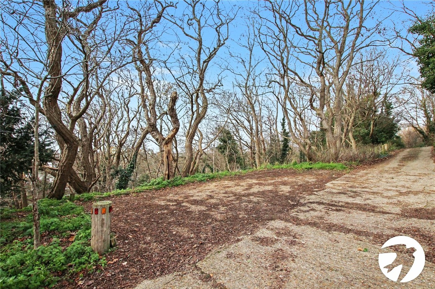 5 bedroom house for sale in Plumstead Common | Robinson Jackson