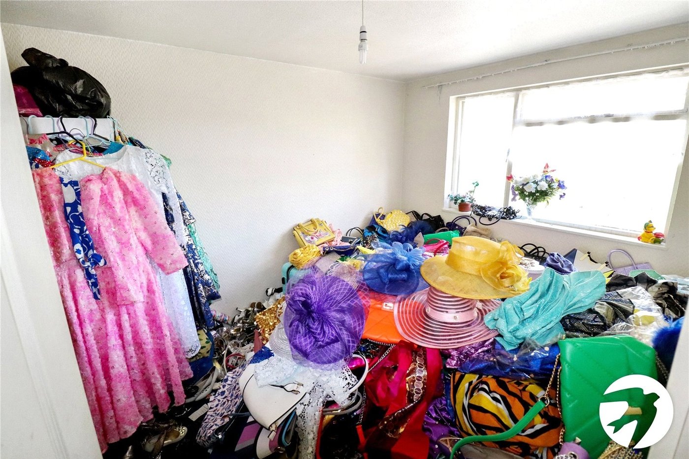 4 bedroom house for sale in London | Robinson Jackson