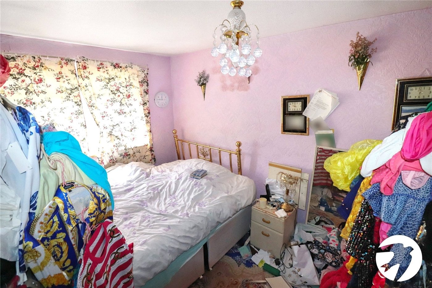 4 bedroom house for sale in London | Robinson Jackson