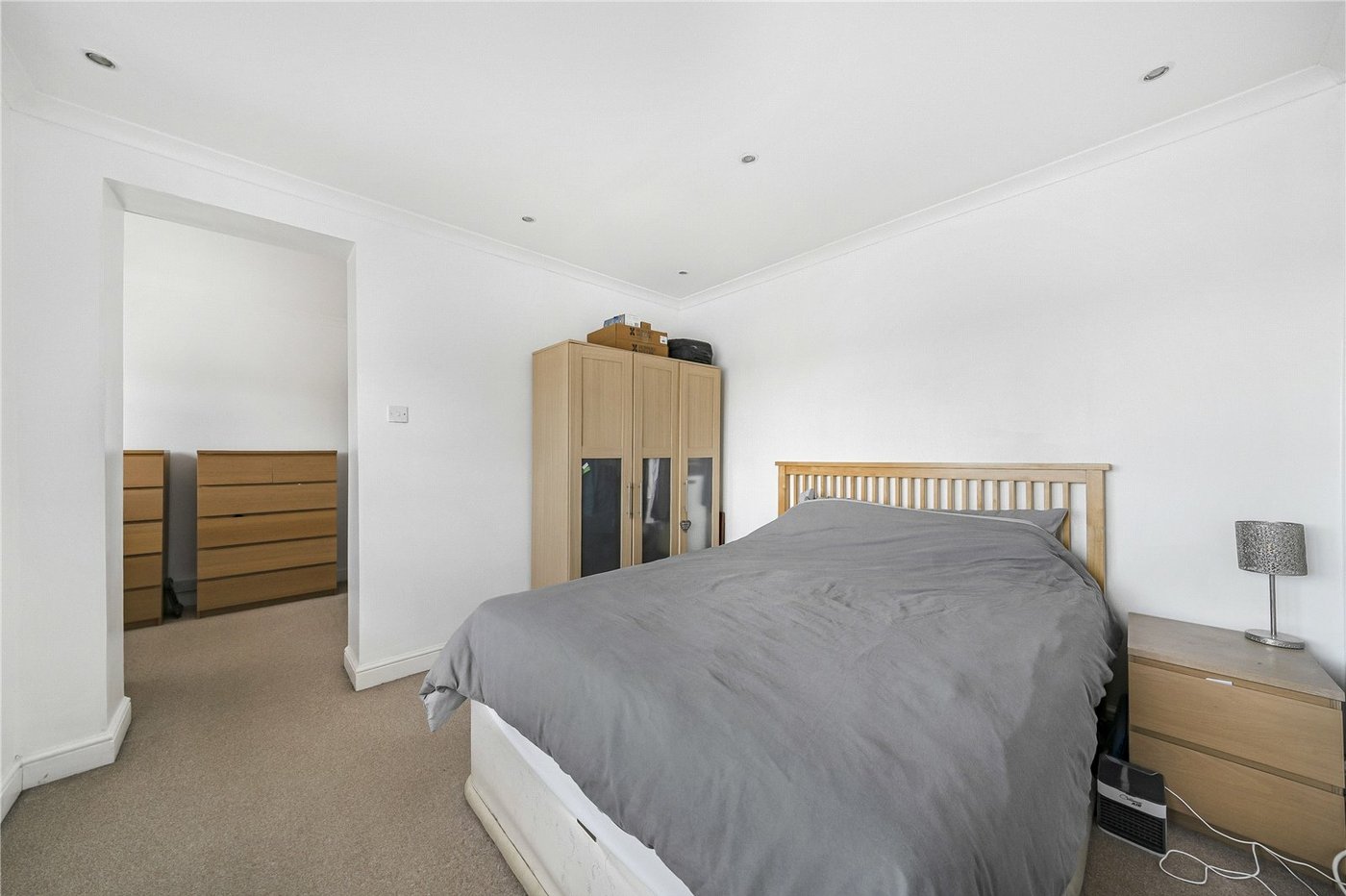 4 bedroom house for sale in Welling | Robinson Jackson