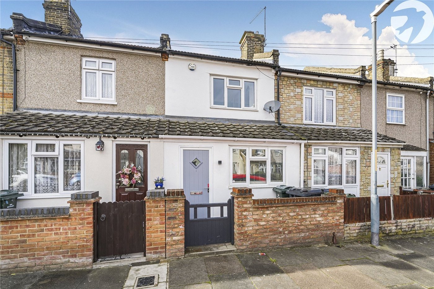 2 bedroom house for sale in West Dartford | Robinson Jackson