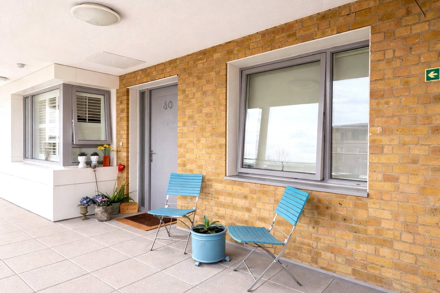 2 bedroom property for sale in London | Robinson Jackson