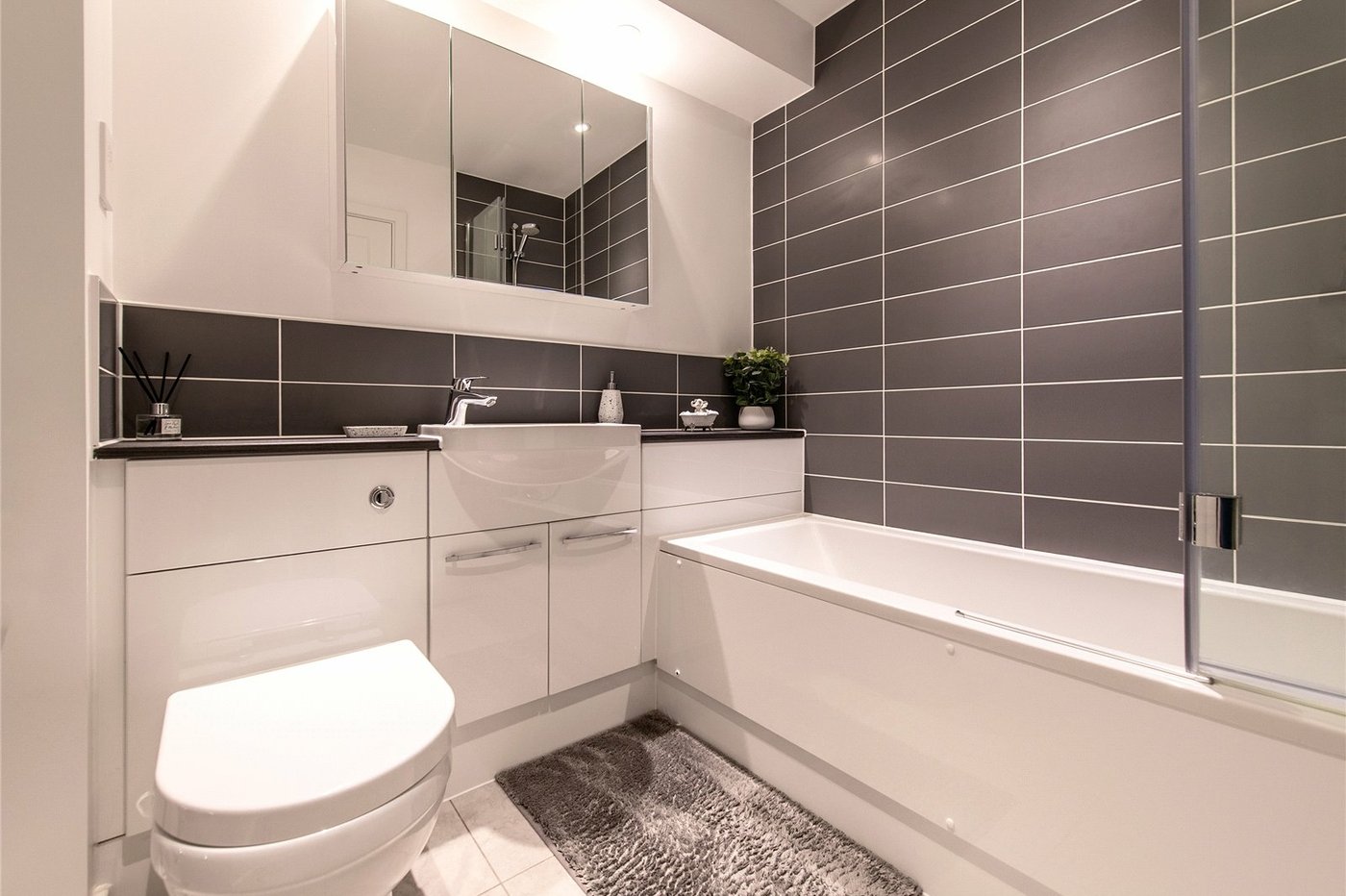 3 bedroom house for sale in Allington | Robinson Michael & Jackson